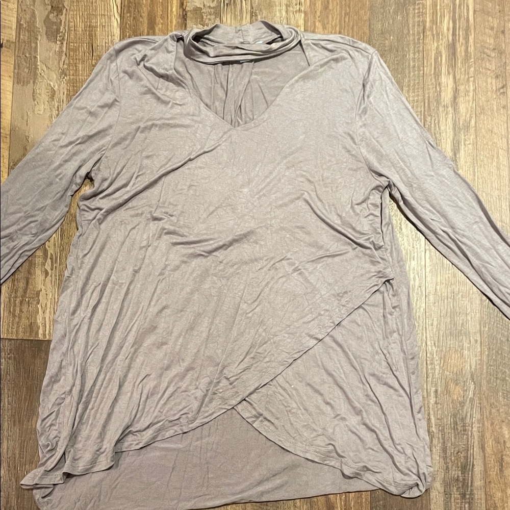 She + Sky Light Gray Tunic Top